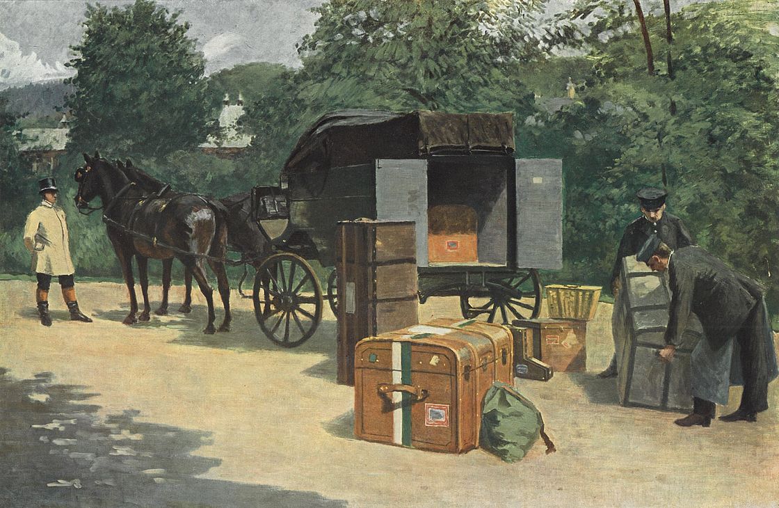 Gemälde vom Beladen eines Gepäckwagens, Truhen und Koffer stehen vor dem Wagen, zwei Diener heben eine Truhe hoch, links steht ein Mann bei den Pferden