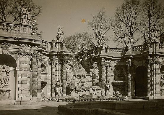 Nymphenbad des Dresdner Zwingers, 1930, Fotografie