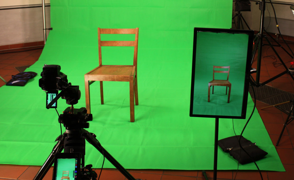 Stuhl vor Greenscreen Vorbereitung für Filmaufnahmen mit einem Stuhl vor Greenscreen